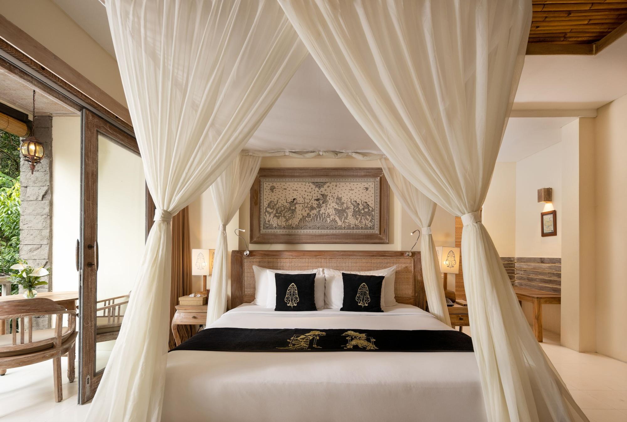 Resort The Kayon 5*